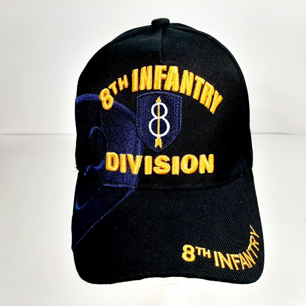 US Army 8th Infantry Division Golden Arrow Men's H